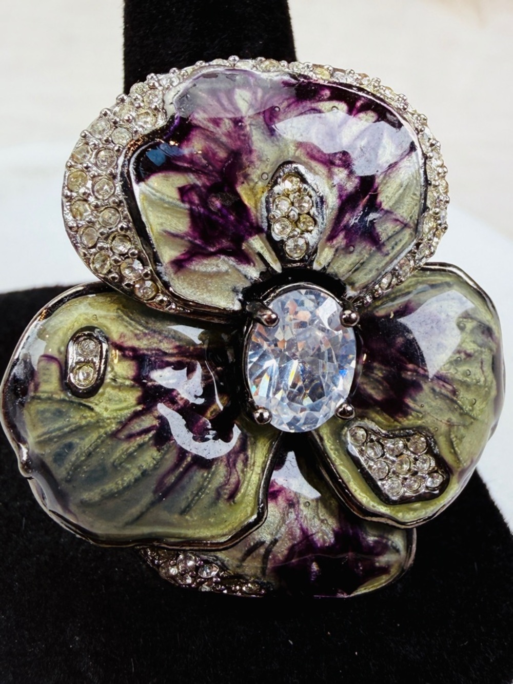Stunning vintage flower enamel bling, dressy sz 7 statement ring